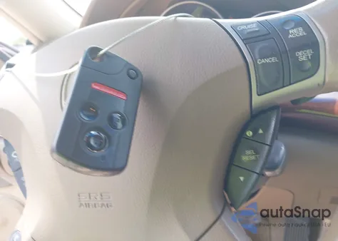 2005 Acura Rl from USA, damaged, VIN JH4KB16545C018873